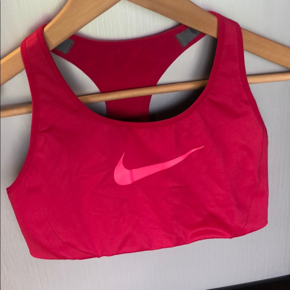 Nike pink sports bra
